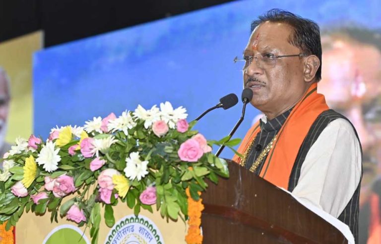 दिव्यांगों के समग्र विकास के लिए प्रतिबद्ध है हमारी सरकार