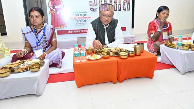 विष्णु देव सरकार के सुशासन में अब मजदूर का बच्चा मजदूर नहीं रहेगा: श्रम मंत्री लखनलाल देवांगन