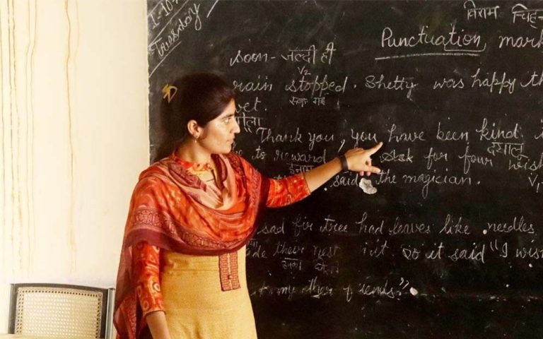 शिक्षा विभाग कार्यालय मे काम कर रहे शिक्षकों को अब स्कूल भेजे जाएंगे: मंत्री उदय प्रताप सिंह