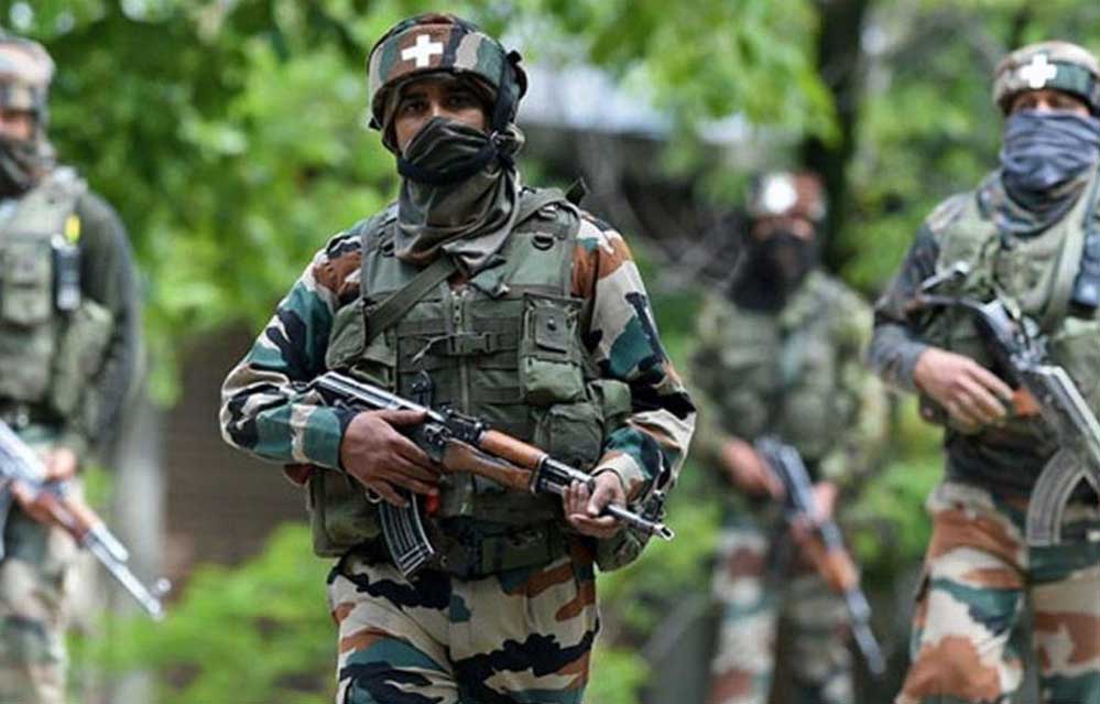 कुलनार में सुरक्षाबलों और आतंकियों में मुठभेड़, तलाशी अभियान जारी, दो सुरक्षाकर्मी घायल 1 army indin 32 1 2