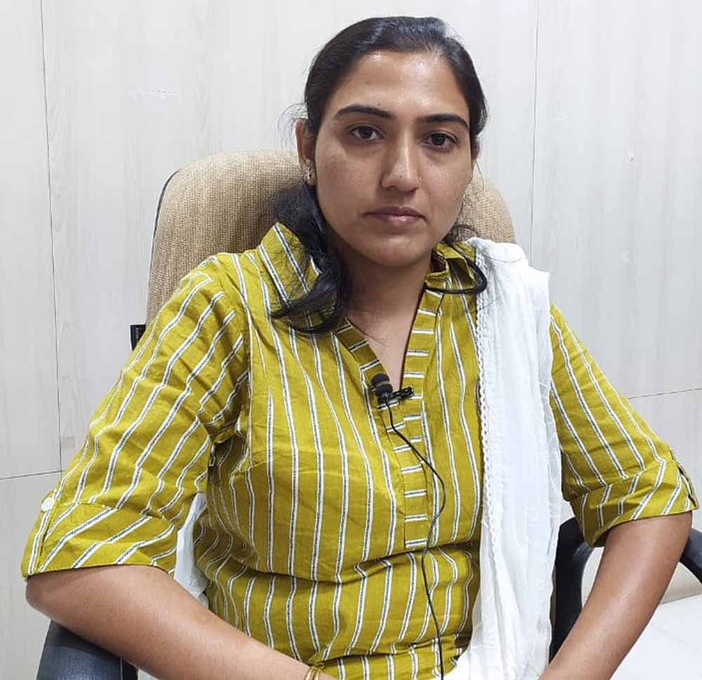 महिला सशक्तिकरण का प्रेरणास्पद उदाहरण, शहीद की पत्नी का जज्बा बना मिसाल 1 01 1