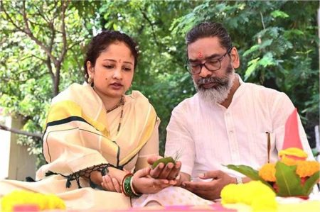 सीएम हेमंत और कल्पना सोरेन ने रखी नए मुख्यमंत्री आवास की नींव