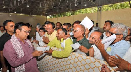 मुख्यमंत्री भजनलाल शर्मा ने की जनसुनवाई, कहा, जनता की समस्याओं का समाधान हमारी प्रमुख प्राथमिकता