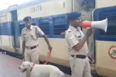 रायपुर-बिलासपुर स्टेशन अलर्ट मोड पर, ट्रेनों की तलाशी, CCTV कैमरों से निगरानी