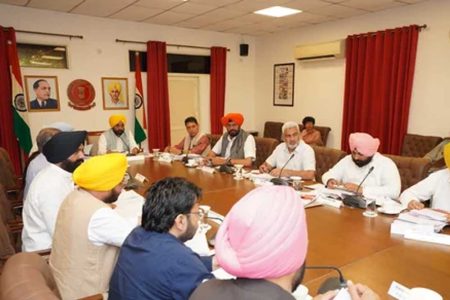 पंजाब सरकार ने बड़ा ऐलान जंग या आतंकी हमले में घायल होने वाले लोगों का अस्पताल में मुफ्त इलाज होगा