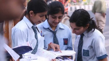 CBSE ने 12वीं बोर्ड का रिजल्ट जारी, छत्तीसगढ़ के स्टूडेंट्स ने इस बार भी अच्छा परफॉर्म किया