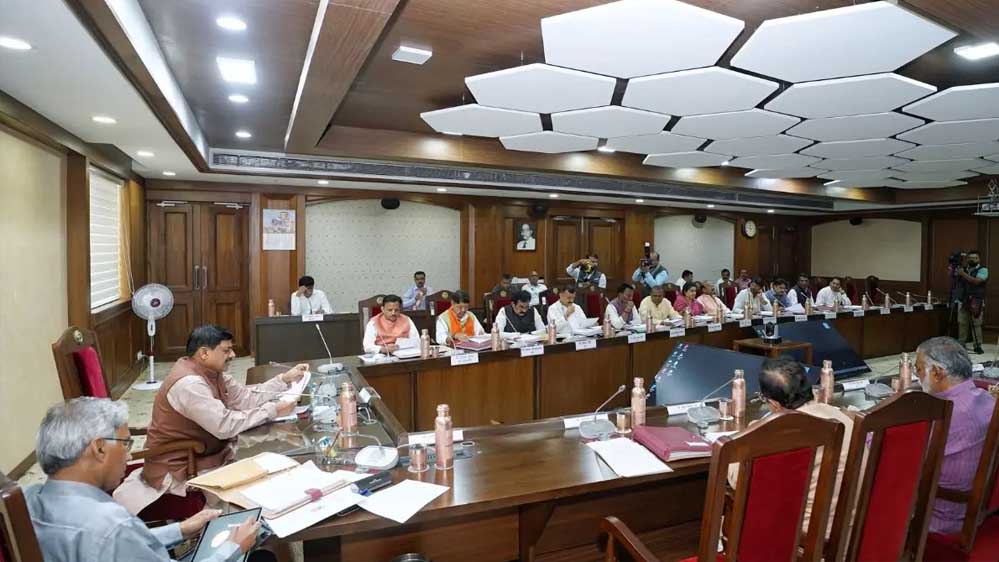 मुख्यमंत्री डॉ. मोहन यादव की अध्यक्षता में मंत्रि-परिषद में हाथी मित्र दल के गठन की मंजूरी 1 13A 73 1