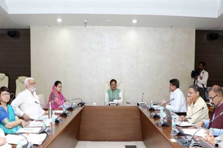 उप मुख्यमंत्री शुक्ल की अध्यक्षता में राज्य एसिस्टेडेड रिप्रोडक्टिव टेक्नोलॉजी एवं सरोगसी बोर्ड की बैठक संपन्न