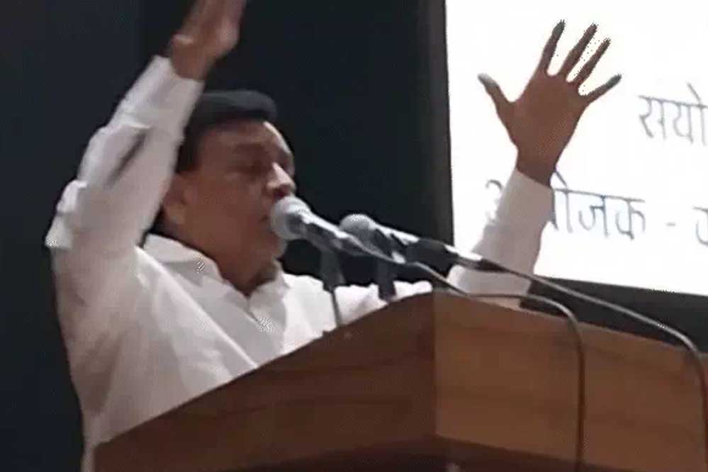 डिप्टी सीएम जगदीश देवड़ा ने कहा कि देश की सेना और सैनिक PM चरणों में नतमस्तक हैं, पूरा देश नतमस्तक 1 16A 77