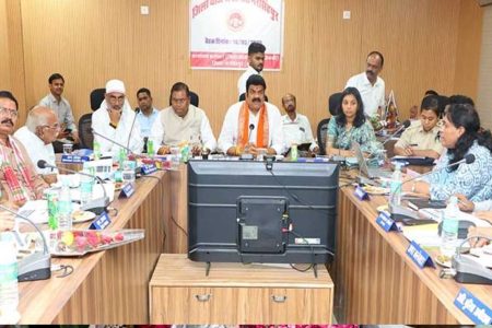मंत्री राजपूत ने प्रभार के जिले नरसिंहपुर में जिला योजना समिति की बैठक में दिए निर्देश