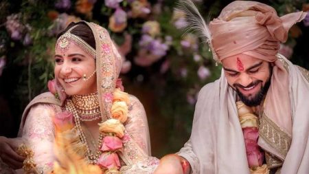 एक विज्ञापन ने बना दी अनुष्का-विराट की जोड़ी, लंदन से इंडिया तक फैली है एक्ट्रेस की नेटवर्थ