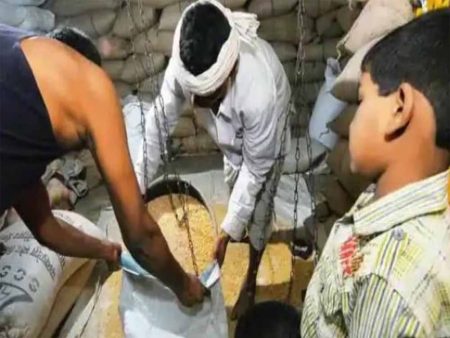 इसी महीने वितरण होगा अगस्त तक का मुफ्त राशन