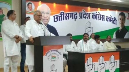 कांग्रेस ने झीरम हमले की 12वीं बरसी पर मनाया शहादत दिवस