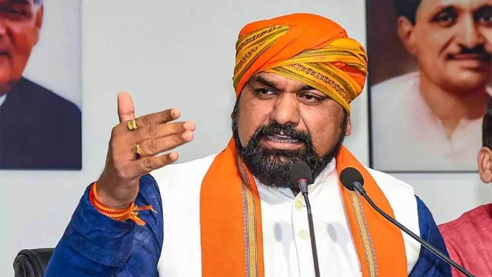 बिहार में 20 जिलों में ग्रामीण पथों और पुलों के निर्माण के लिए केंद्र ने 367 करोड़ किए मंजूर : डिप्टी सीएम चौधरी 1 2 440