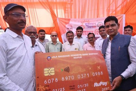 राजस्व मंत्री वर्मा बोले लोगों की समस्या सुनने व निराकरण करने का माध्यम है समाधान शिविर