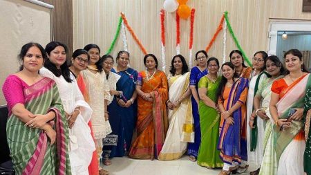 पहलगाम आतंकवादी हमले में मारे गये भारतीयों की श्रध्दांजलि दी गई