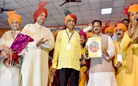 उप मुख्यमंत्री शुक्ल भगवान चित्रगुप्त प्रकटोत्सव समारोह में शामिल हुए