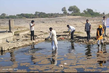 एमपी में खंडवा ने कूप रिचार्ज पिट में हासिल किया लक्ष्य, जल गंगा संवर्धन अभियान के तहत बना प्रदेश का पहला जिला
