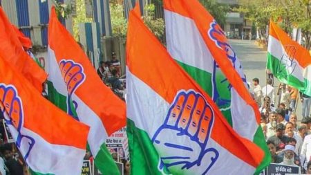 कांग्रेस गुजरात में पायलट प्रोजेक्ट के तहत जिला अध्यक्षों की नियुक्ति कर रहा, इसके बाद बाद आएगी एमपी कांग्रेस के जिला अध्यक्षों की लिस्ट