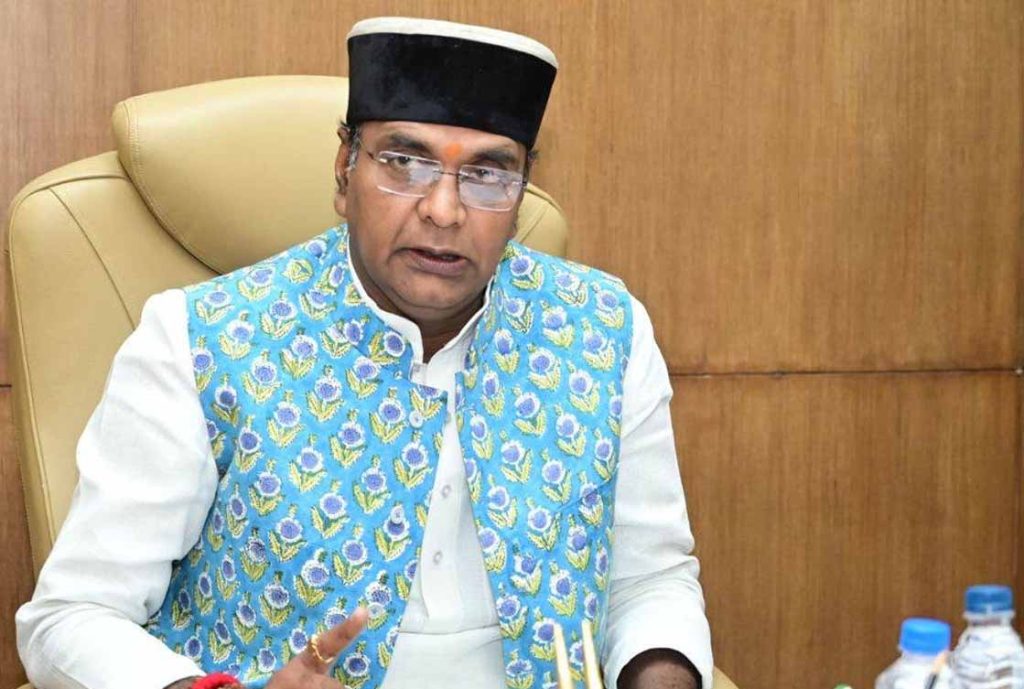 खेल मंत्री श्री सारंग ने जूनियर वैडमिंटन खिलाड़ियों को दी बधाई