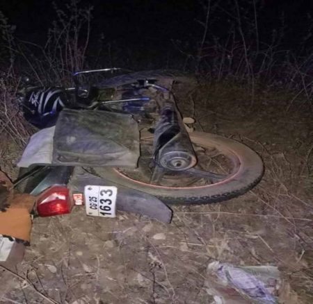 शिवपुरी में दर्दनाक हादसा, कार ने बाइक काे मारी टक्कर, पिता-पुत्र सहित परिवार के 4 लोगों की मौत