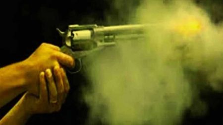 ज्वेलर्स के कातिल ने दरोगा की पिस्टल छीनकर चलाई गोली, जवाबी एक्‍शन में मारा गया, यूपी में बदमाश का एनकाउंटर