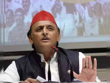 विदेश सचिव की ट्रोलिंग, भाजपा सरकार खुद को बचना चाह रही: अखिलेश यादव