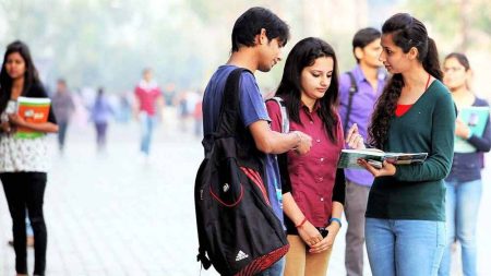 बेरोजगार युवाओं की हुई मौज, विदेश में नौकरी करने का मौका, इतनी मिलेगी सैलरी