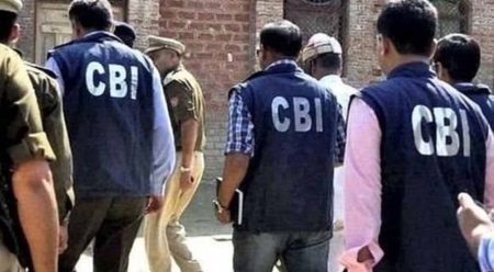 8 राज्यों में 42 ठिकानों पर छापेमारी, 5 गिरफ्तार, सीबीआई का साइबर क्राइम पर अटैक