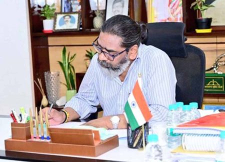 झारखंड में ‘फर्जी डिग्री’ पर नौकरी कर रहे झारखंड में 4,000 से ज्यादा सहायक शिक्षक होंगे बर्खास्त !