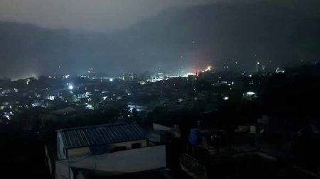 सांबा में पाकिस्तान की तरफ से भारी गोलाबारी, जम्मू एयरपोर्ट पर रॉकेट से हमला