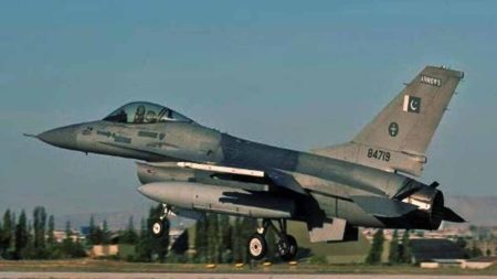 पाकिस्तान का सबसे ताकतवर फाइटर जेट भारत ने मार गिराया, F-16 फाइटर जेट को सबसे भरोसेमंद
