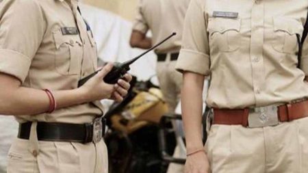 जहांगीराबाद में कैफे चलता था इश्तिहाक अहमद, खुद को अमन सिंह बताकर महिला एसआई को फंसाया प्रेमजाल में