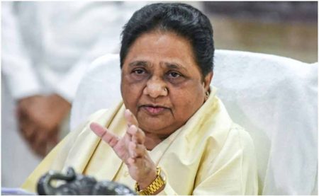 मायावती ने आकाश आनंद को बनाया BSP का मुख्य नेशनल कोआर्डिनेटर, एक बार फिर भतीजे को फिर सौंपी बड़ी जिम्मेदारी