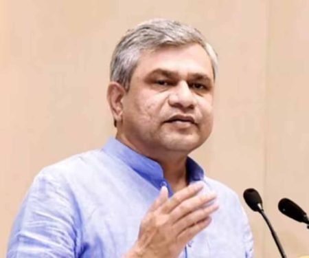 राष्ट्रीय सुरक्षा के लिए पाकिस्तानी कंटेंट पर तुरंत रोक, सूचना और प्रसारण मंत्रालय ने लिया अहम फैसला