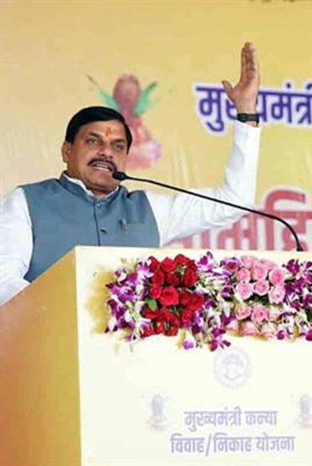 लाड़ली लक्ष्मी और कन्यादान जैसी योजनाएं कुशलतापूर्वक हो रहीं संचालित: केंद्रीय कृषि मंत्री चौहान