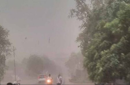 पंजाब में तेज आंधी-तूफान के साथ बारिश का अलर्ट, कई जिलो में चेतावनी जारी