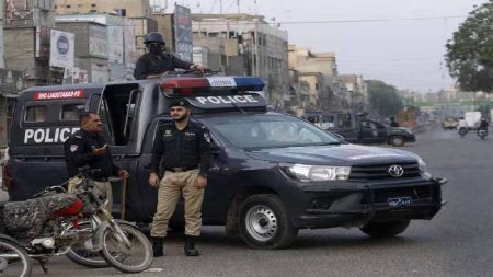 पाकिस्तानी सेना ने साध रखी है चुप्पी, खैबर पख्तूनख्वा में चेक पोस्ट पर हमले में मारे गए नौ पाक सैनिक