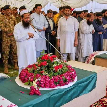 भारत के खिलाफ आतंकवादियों का इस्तेमाल करता रहा पाकिस्तान फिर दुनिया के सामने बेनकाब हो गया