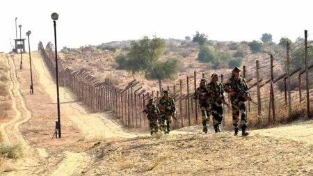 'ऑपरेशन सिंदूर' के बाद पड़ोसी मुल्क के साथ तनाव चरम पर, 4 जिलों में स्कूल बंद, छुट्टियां भी रद्द, हाई अलर्ट
