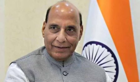 रक्षा मंत्री राजनाथ सिंह आज नई दिल्ली में जापान के रक्षा मंत्री जनरल नाकातानी के साथ द्विपक्षीय बैठक करेंगे