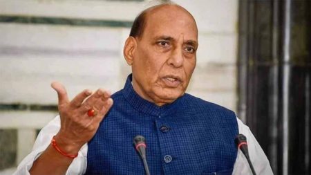 भारतीय सेना ने ‘आपरेशन सिंदूर’ के माध्यम से इंसाफ दिलाने का काम किया, भारतीय सेनाओं का अभिनंदन कर रहा: रक्षा मंत्री