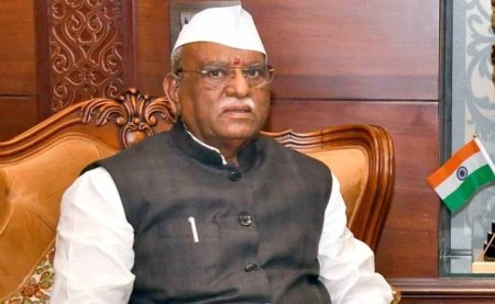 राज्यपाल हरिभाऊ बागडे ने भिवाड़ी में ली जिला स्तरीय अधिकारियों की समीक्षा बैठक