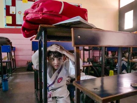 तनाव के बीच चंडीगढ़ प्रशासन ने स्कूलों में दिया मॉक ड्रिल का आदेश, कुछ ही समय में सभी स्कूल खाली
