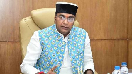 मंत्री सारंग ने कहा- सिंगल विंडो सुविधा से सहकारी समितियों, निवेशकों और किसानों को मिलेगा त्वरित समाधान