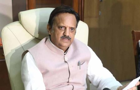 टेली मेडिसिन का सफल क्रियान्वयन और पीएचसी की भीड़ बीएमसी के परफॉर्मेंस ऑडिट की तरह करेगा कार्य: उप मुख्यमंत्री शुक्ल