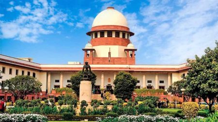 अगस्ता वेस्टलैंड चॉपर घोटाला मामले में सुप्रीम कोर्ट ने क्रिश्चियन मिशेल की याचिका खारिज की