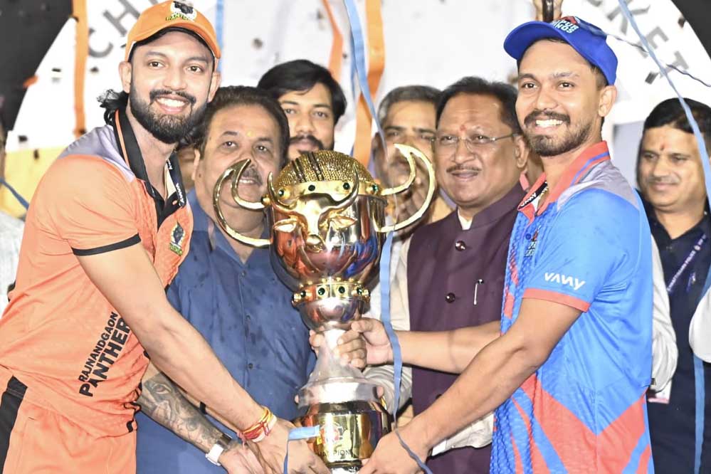 सीसीपीएल के फाइनल में रायपुर राइनोस और राजनांदगांव पैंथर्स टीम संयुक्त विजेता घोषित 1 16A 5 1