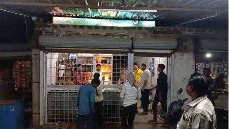 शराब दुकानों पर नहीं चलेगी ठेकेदारों की मनमानी, QR कोड से जान सकेंगे वास्तविक कीमत