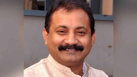 लालू यादव के जन्मदिन पर अंबेडकर की तस्वीर पैर के पास रखे जाने पर अब अशोक चौधरी ने दी नसीयत